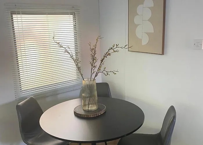 Chalet Cozy And Child-friendly In The Veluwe Hoenderloo