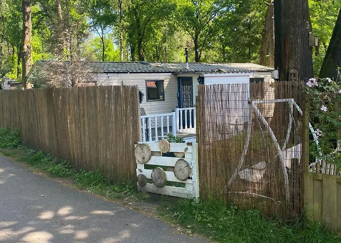 Cozy And Child-friendly In The Veluwe Chalet *